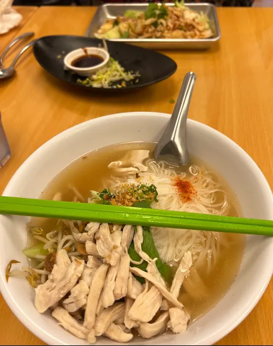 Ninethai kitchen Picture 1