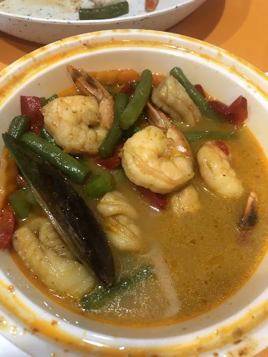 Green Basil Thai Kitchen Picture 1