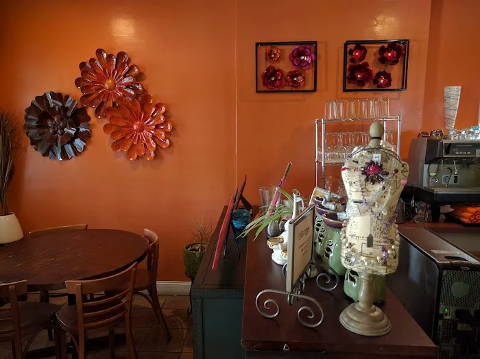 Mango Tree Bistro Picture 9