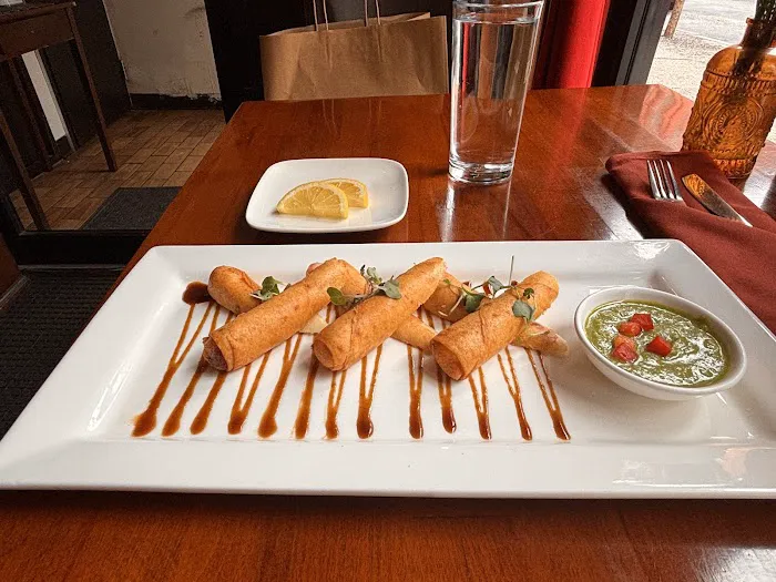 JJ Thai Cuisine Picture 8