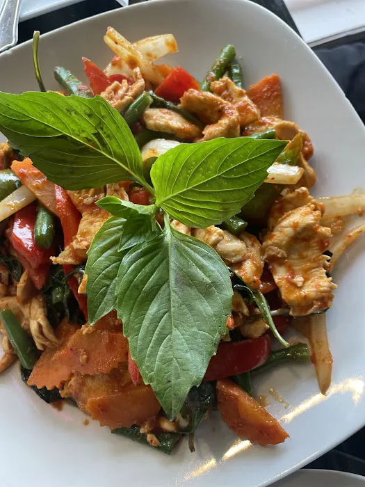 Lucky Elephant Cafe Picture 8