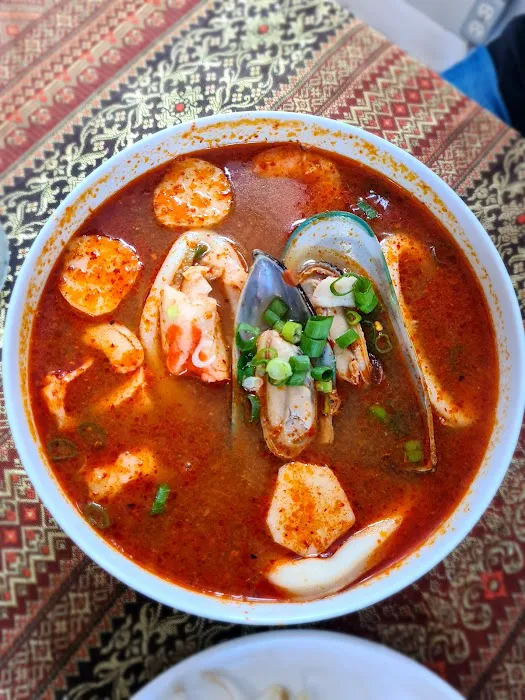 Ameri Thai Bistro Picture 1