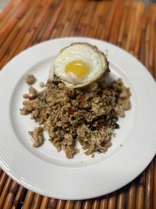 Ameri Thai Bistro Picture 6