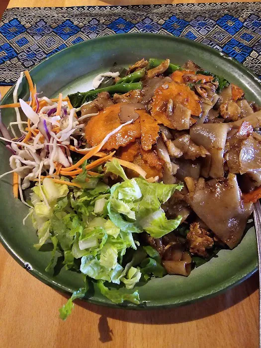 Ratchada Thai & Laos Cuisine Picture 10