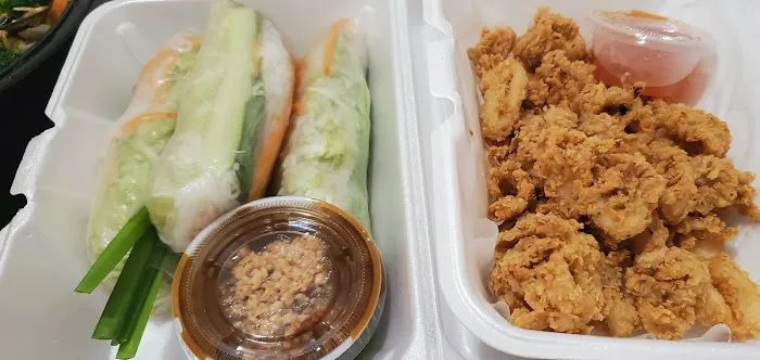 Circles Thai South Philly Picture 5