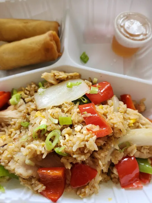 Phen Thai Kitchen Picture 3