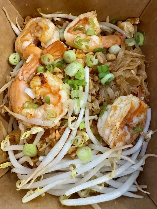 Phen Thai Kitchen Picture 6