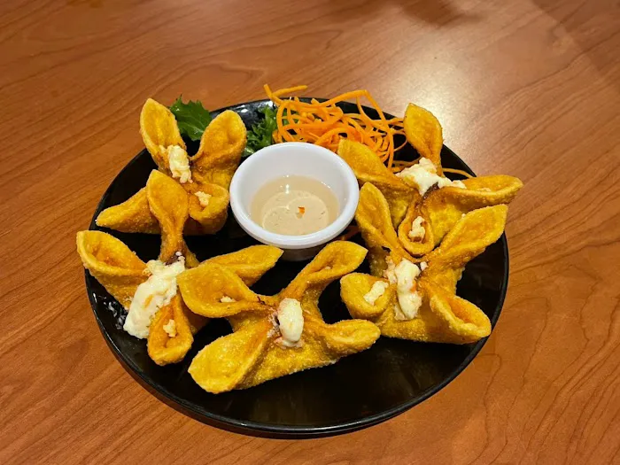 Mai Thai Restaurant - Thai & Ramen & Asian Food & Boba Bubble Tea Drinks Picture 6