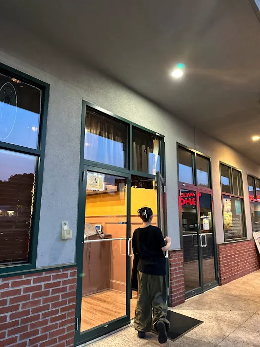 Xay’s Kitchen Laos & Thai Cuisine Picture 3