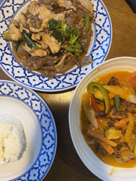 Thai Spice Authentic (Yum D Thai Cuisine) Picture 8