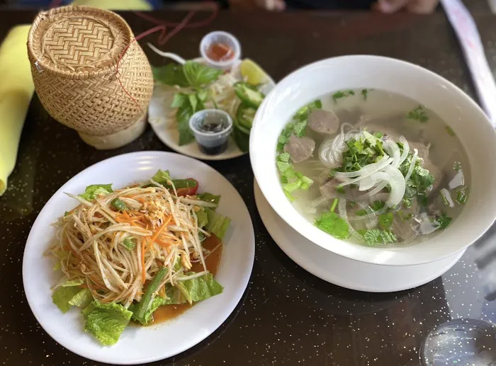 ThaiBowL Thai Restaurant Picture 2