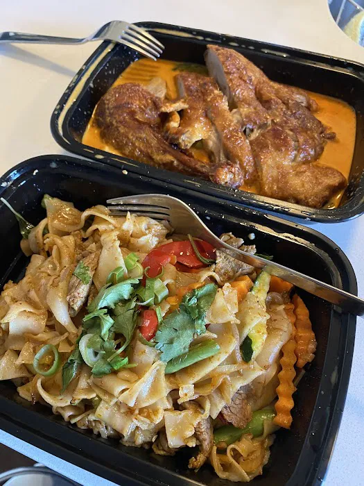 Smile cafe Thai Restaurant Picture 6