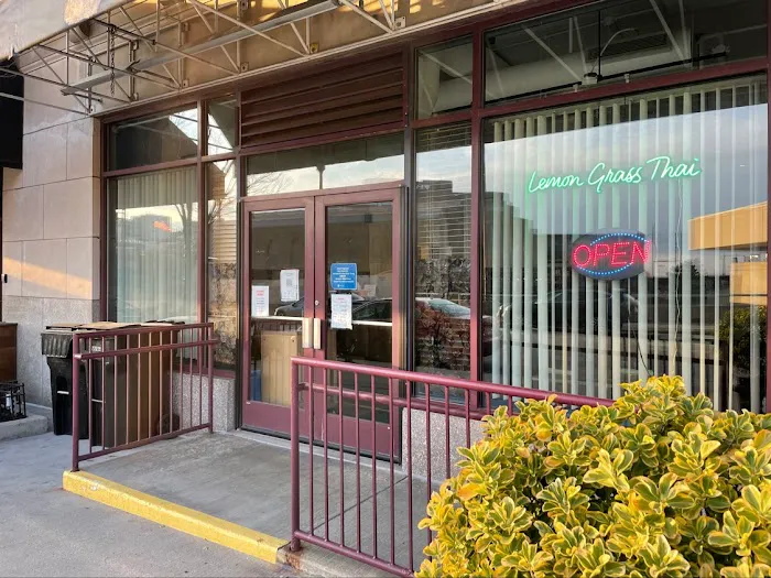 Lemon Grass Thai Picture 10