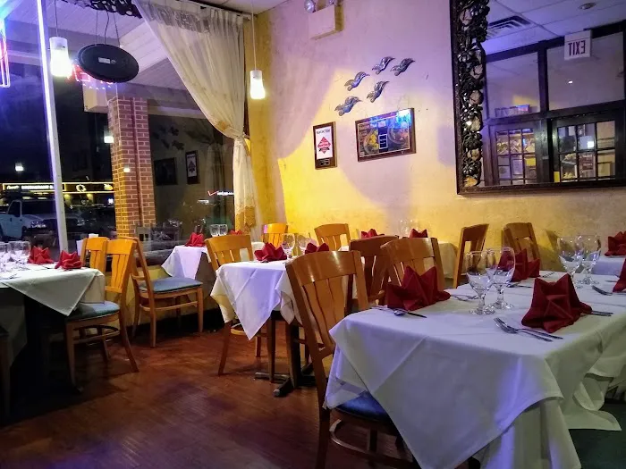 Thai Orchid (Berwyn) Picture 5