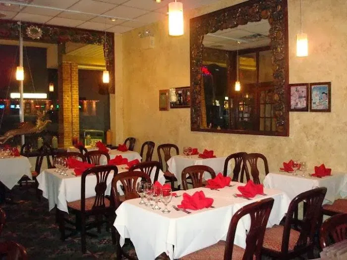 Thai Orchid (Berwyn) Picture 8