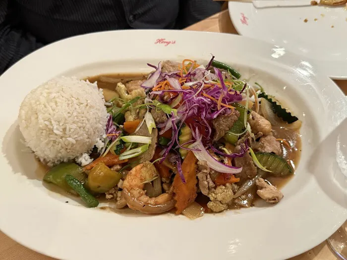 Heng's Thai Cuisine Picture 2