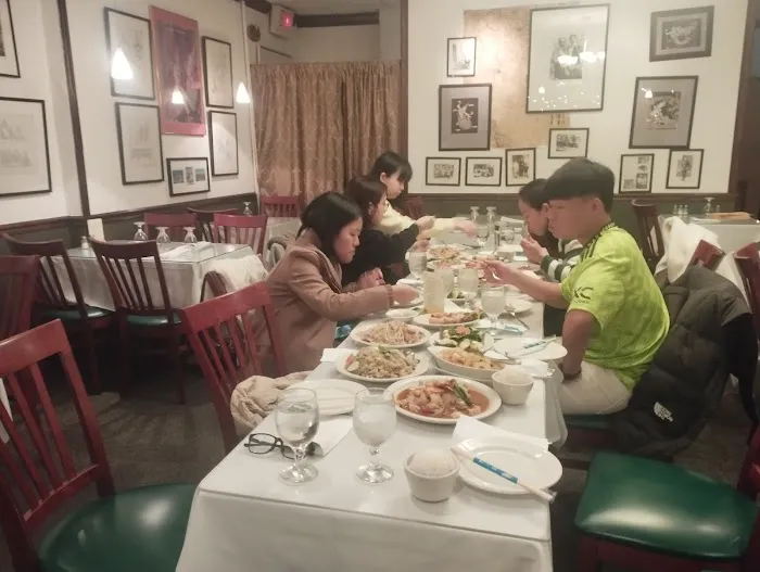 Pad Thai Restaurant Picture 2