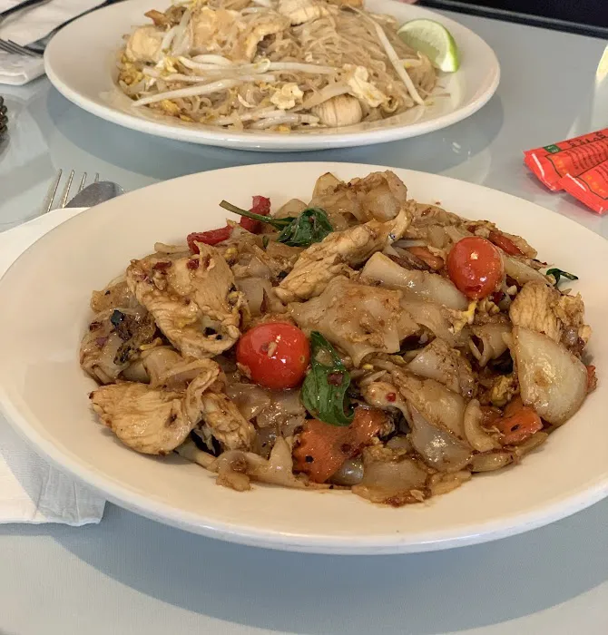 Pad Thai Restaurant Picture 8