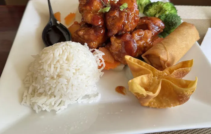 Charming-Thai Restaurant Burlington Picture 1