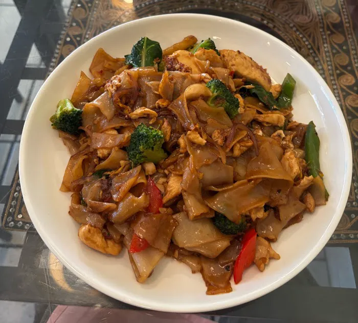 Mae Kong Thai Restaurant Picture 7