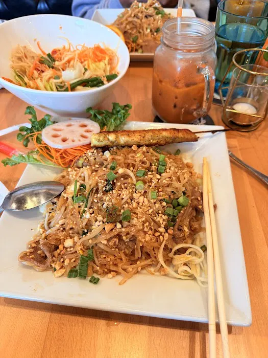 Somewhere In Bangkok Of Avon Picture 9