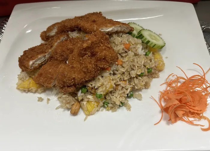 Thai Palace Picture 6