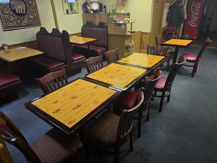 THAI GARDEN / Thai Food Restaurant Picture 3