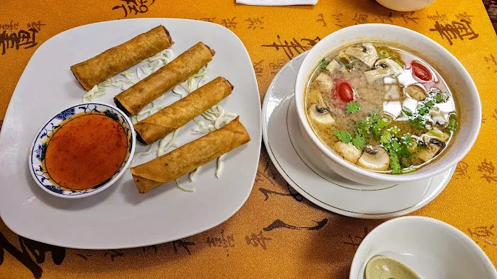 THAI GARDEN / Thai Food Restaurant Picture 6