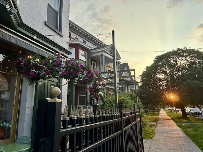 Suwun Thai Home Cooking Picture 9