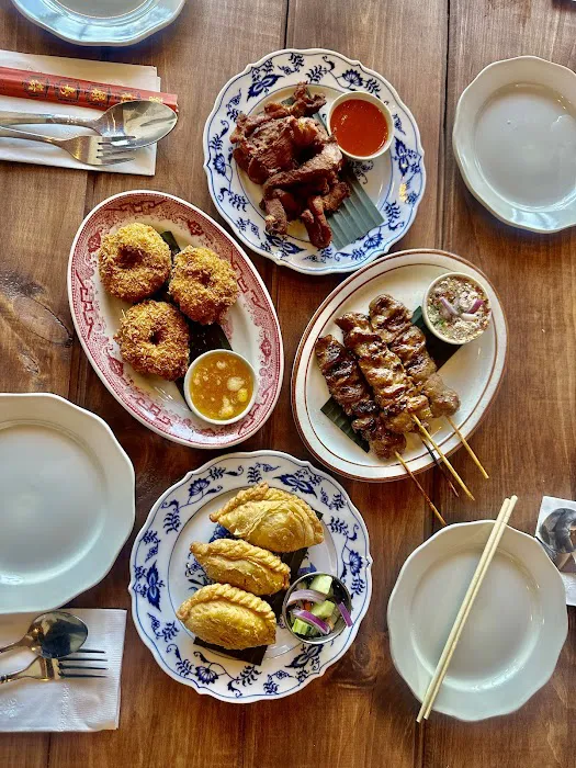 Suwun Thai Home Cooking Picture 3