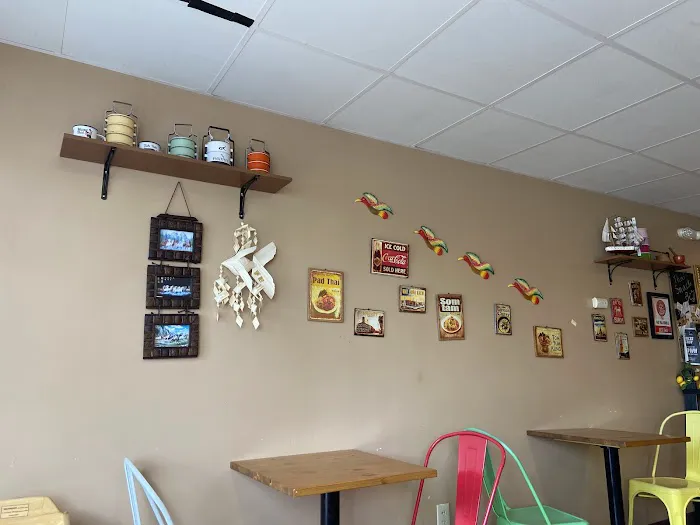 Pad Thai Noodle Restaurant Picture 8