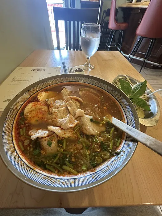 Vong's Thai Cuisine Picture 4