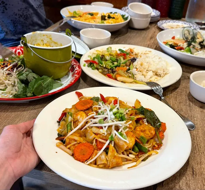 Tuk Tuk Thai Kitchen Picture 3