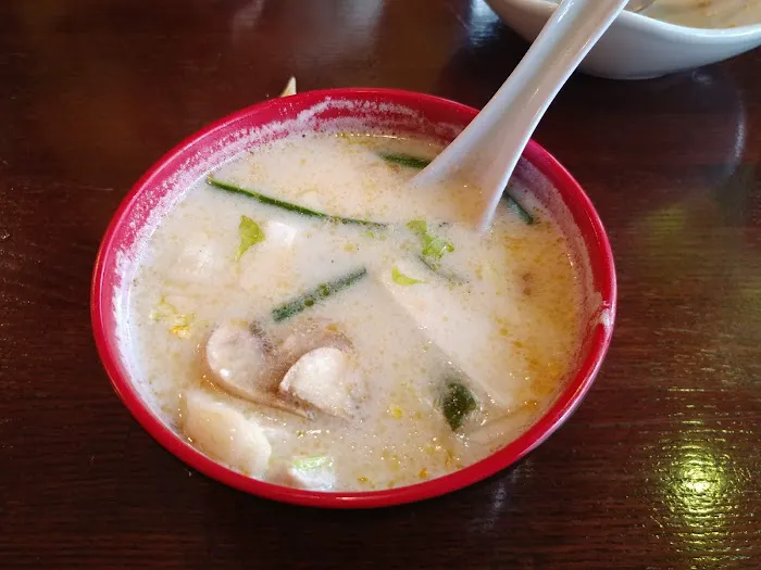 Hot Basil Thai Cafe Picture 6