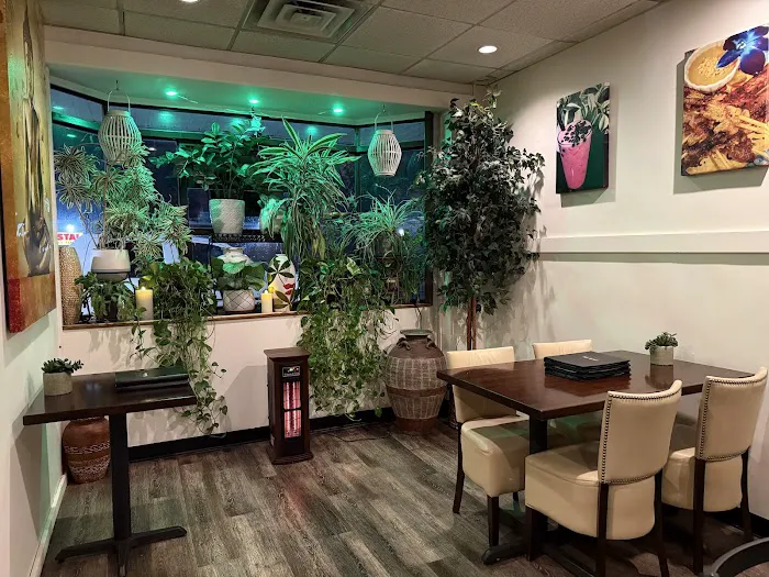 Hot Basil Thai Cafe Picture 9