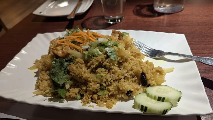 Kob Jai Pho and Thai Restaurant Picture 8