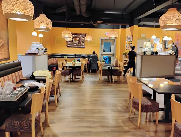 Kob Jai Pho and Thai Restaurant Picture 3