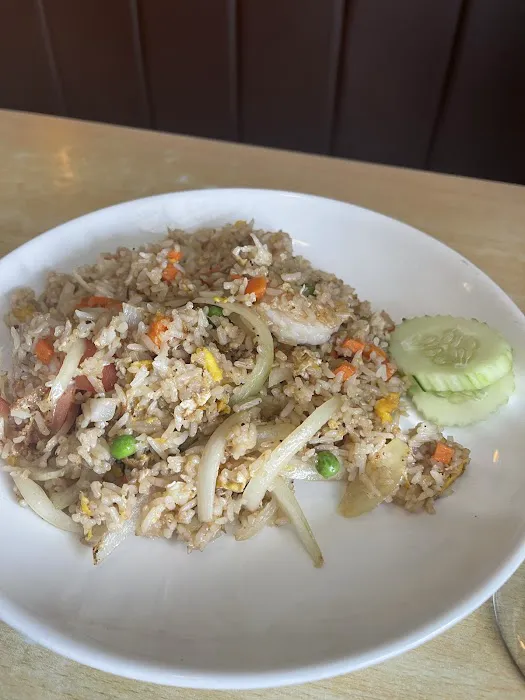 Thai House Restaurant and Sushi Bar Picture 2