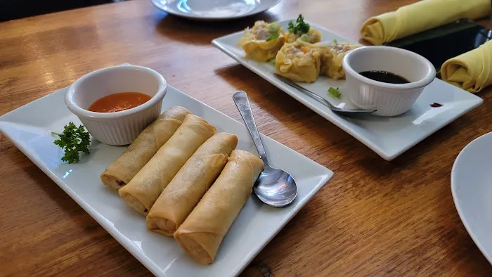 Siam Corner Thai Kitchen & Pho Picture 9