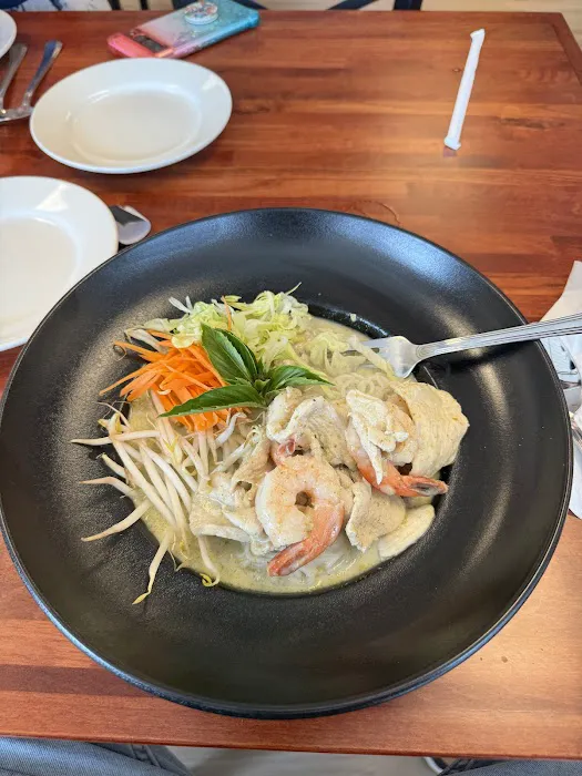 White Lotus Thai Restaurant & Pho Picture 5