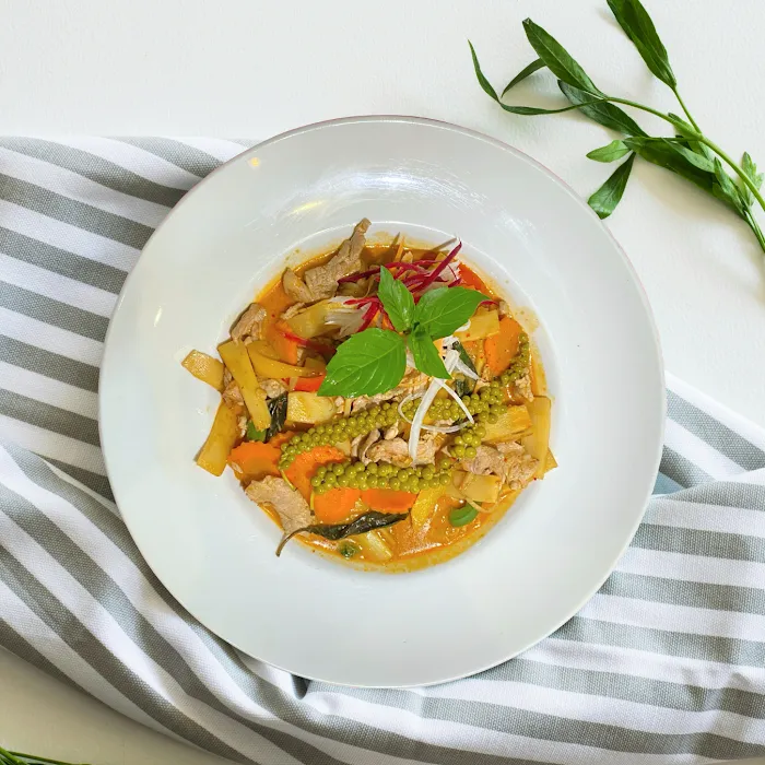 White Lotus Thai Restaurant & Pho Picture 10