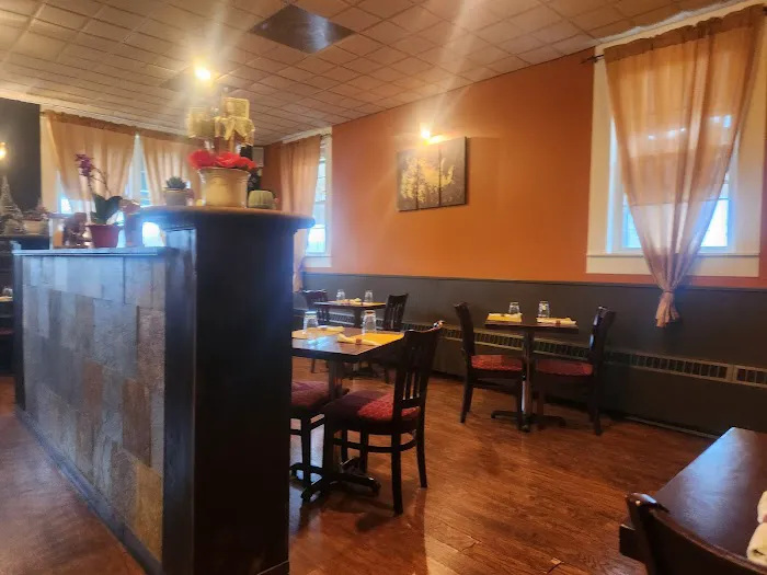 Simply Thai Restaurant Picture 7