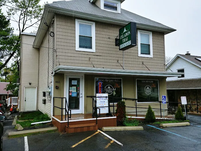 Celadon Thai Restaurant Picture 4