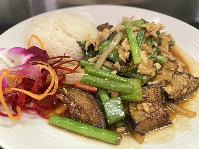 Sang Tong Thai - Kennett Square Picture 4