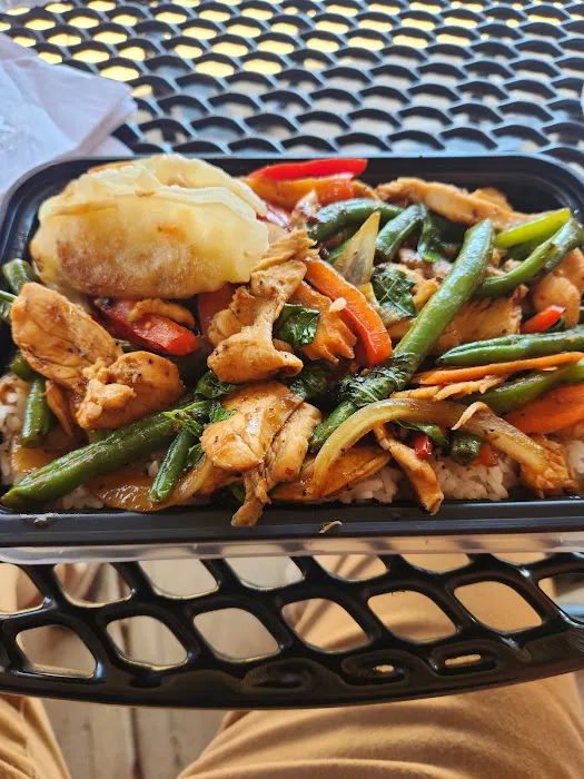 Rim Nahm Thai Cuisine Picture 5