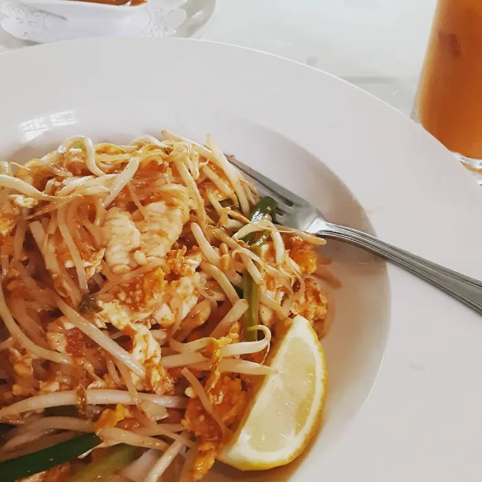 Thai Basil Picture 7