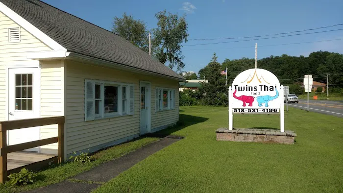 Twins Thai Food Picture 2