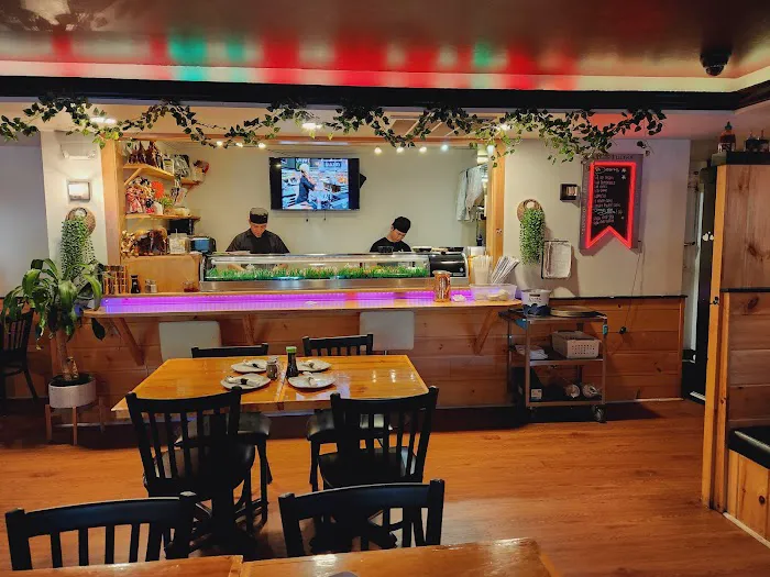 Thai Basil Picture 2