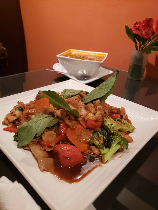 Thai Sawasdee Picture 5