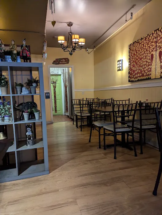 Corner Thai Cafe Picture 4